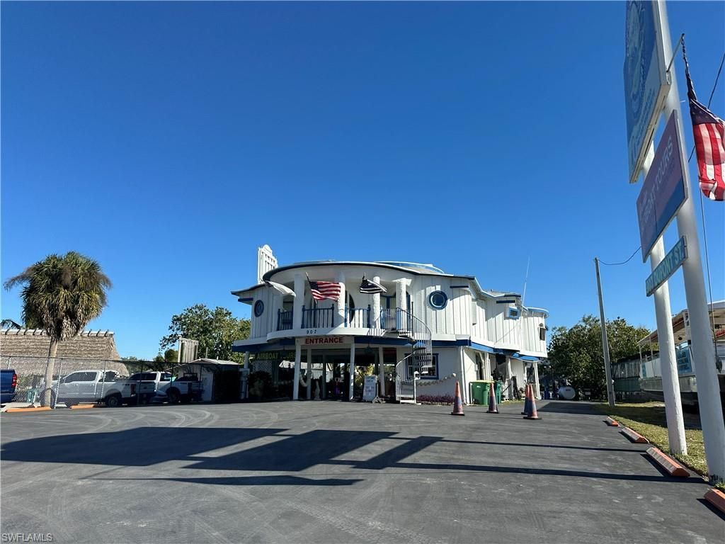 202 Broadway Ave E, Unit 418, Everglades City, FL 34139 Photo