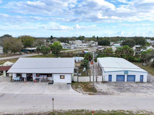 1110 Buckhead Ridge Road, Okeechobee, FL 34974