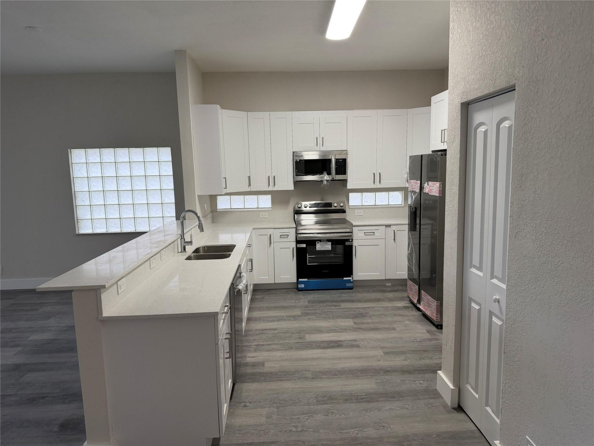 120 Hamilton Ter, Royal Palm Beach, FL 33414 Photo