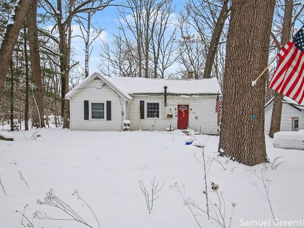 1258 56th Street, Fennville, MI 49408