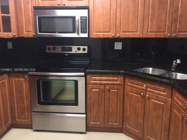 1171 NW 125th Ct, Unit 1171, Miami, FL 33182
