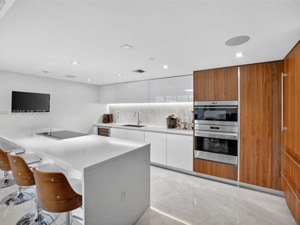 701 N Fort Lauderdale Beach Blvd, Unit 114, Fort Lauderdale, FL 33304