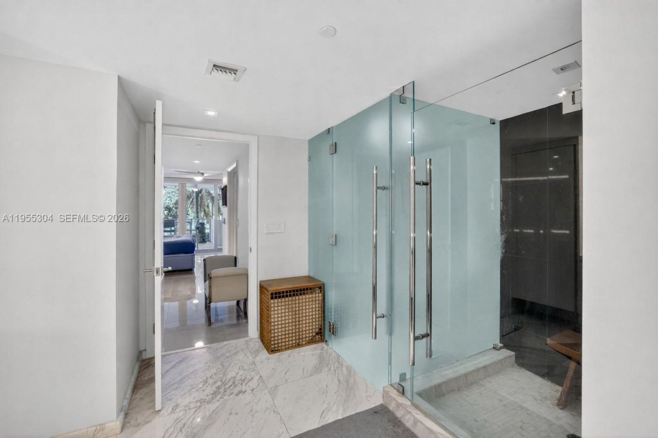 701 N Fort Lauderdale Beach Blvd, Unit 114, Fort Lauderdale, FL 33304 Photo