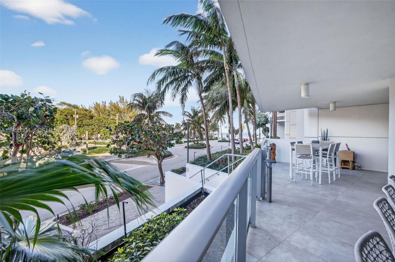 701 N Fort Lauderdale Beach Blvd, Unit 114, Fort Lauderdale, FL 33304 Photo