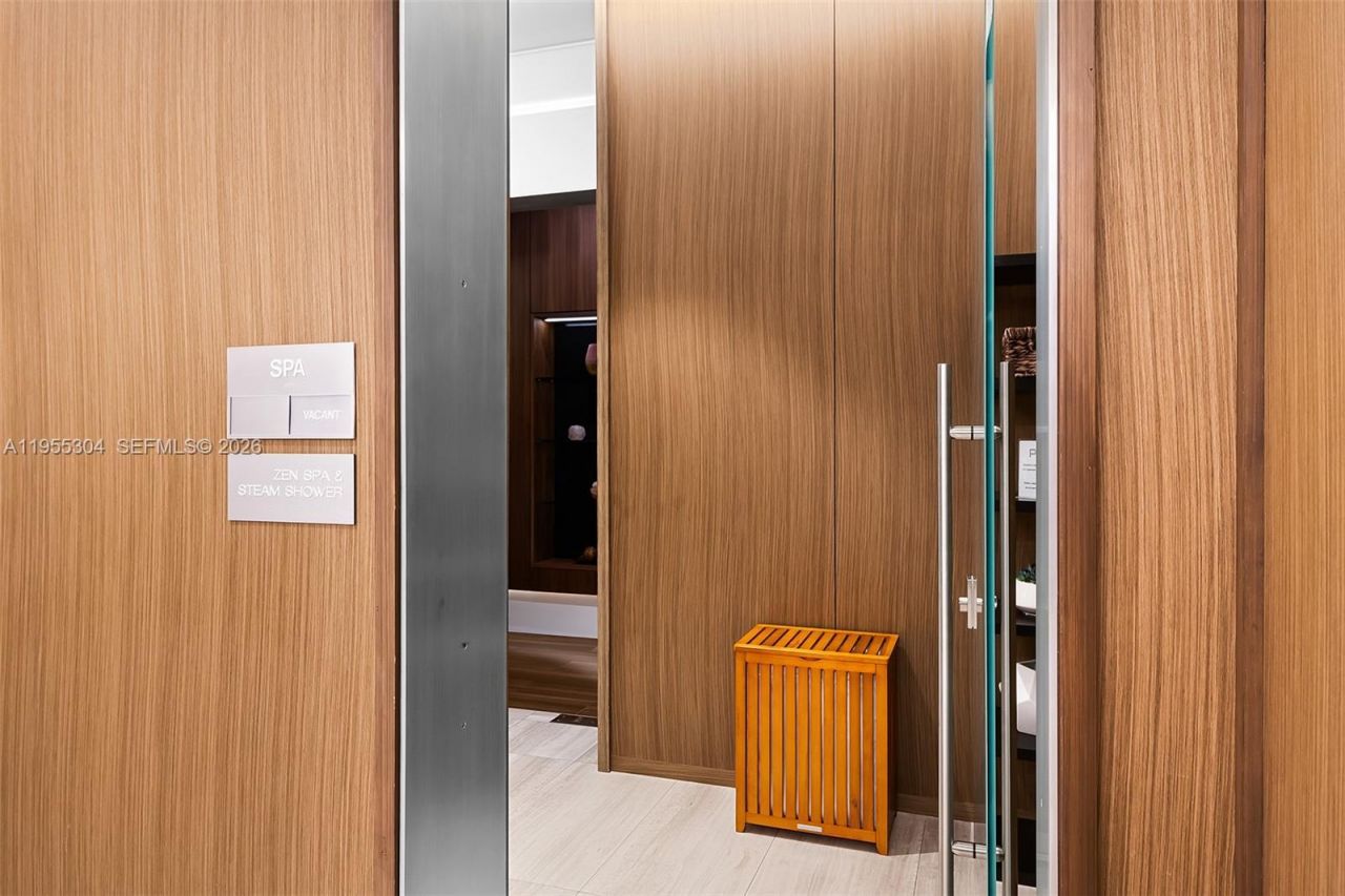 701 N Fort Lauderdale Beach Blvd, Unit 114, Fort Lauderdale, FL 33304 Photo