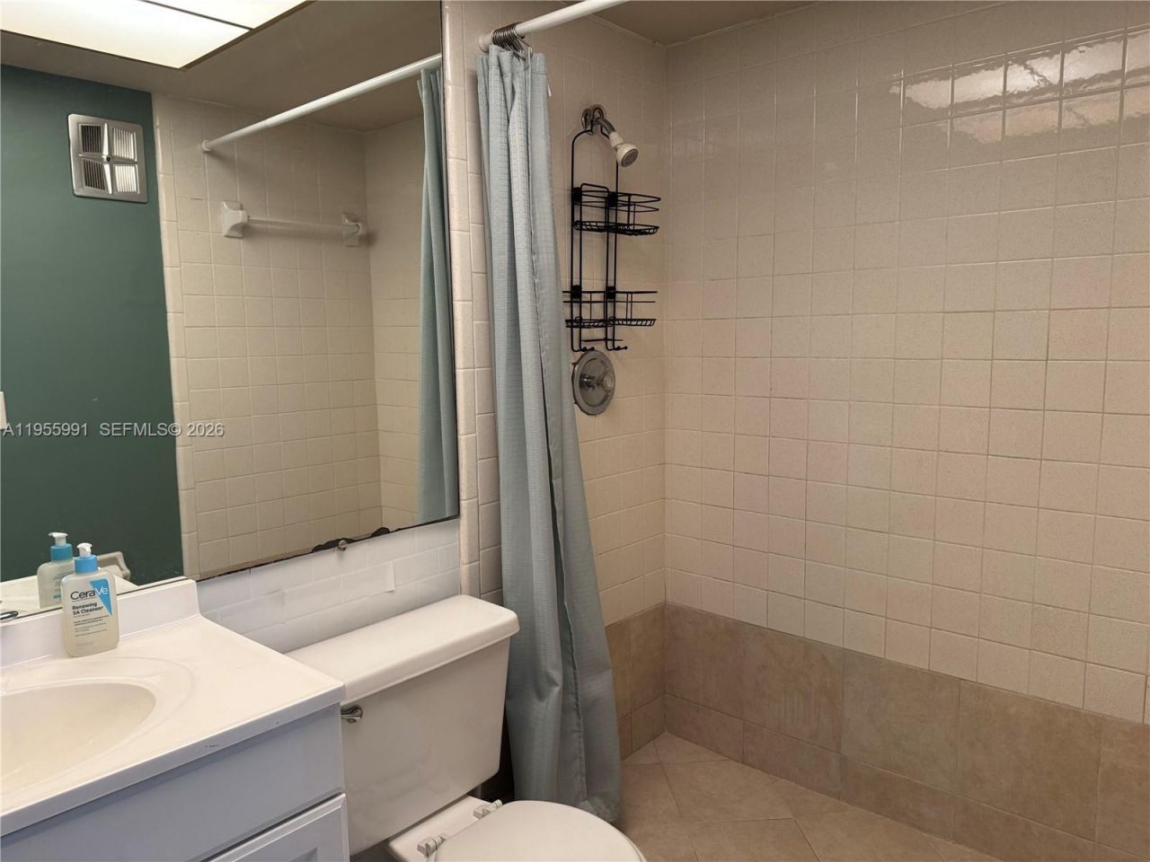 100 SE 6th Ave, Unit 207, Pompano Beach, FL 33060 Photo