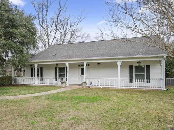 5775 Bayou Paul Rd, St Gabriel, LA 70776