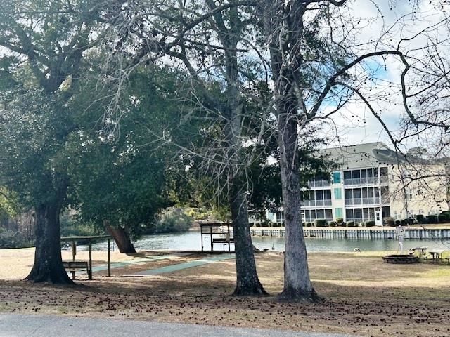 6 Robin Ave. Photo 15