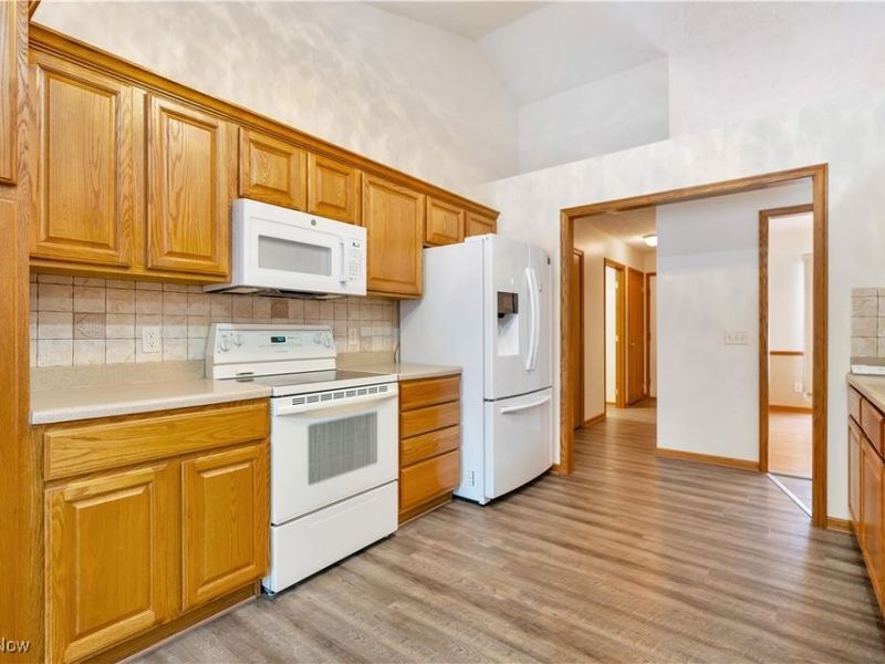 5813 Cleveland Massillon Road, Barberton, OH 44203 Photo 10