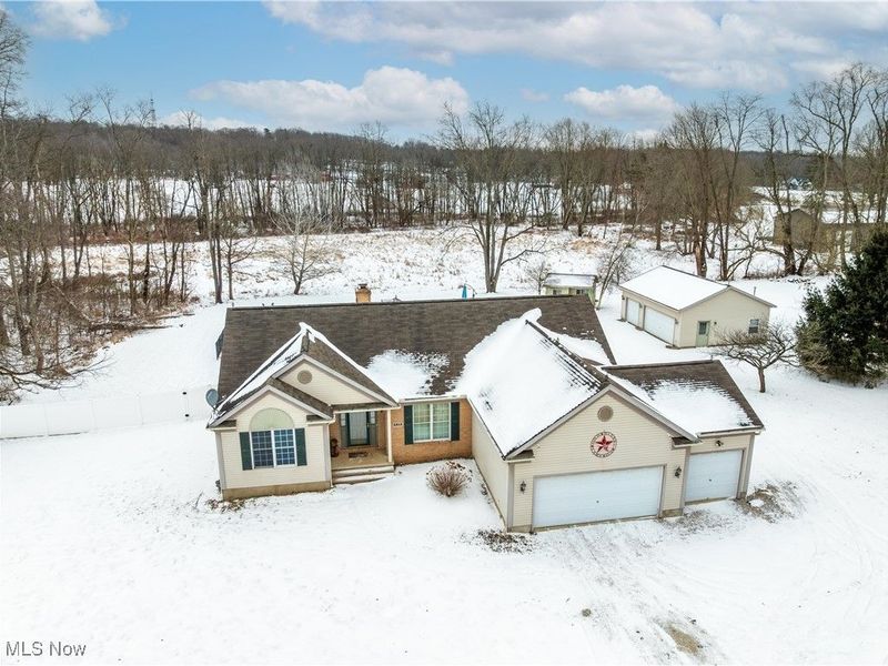 5813 Cleveland Massillon Road, Barberton, OH 44203 Photo 2