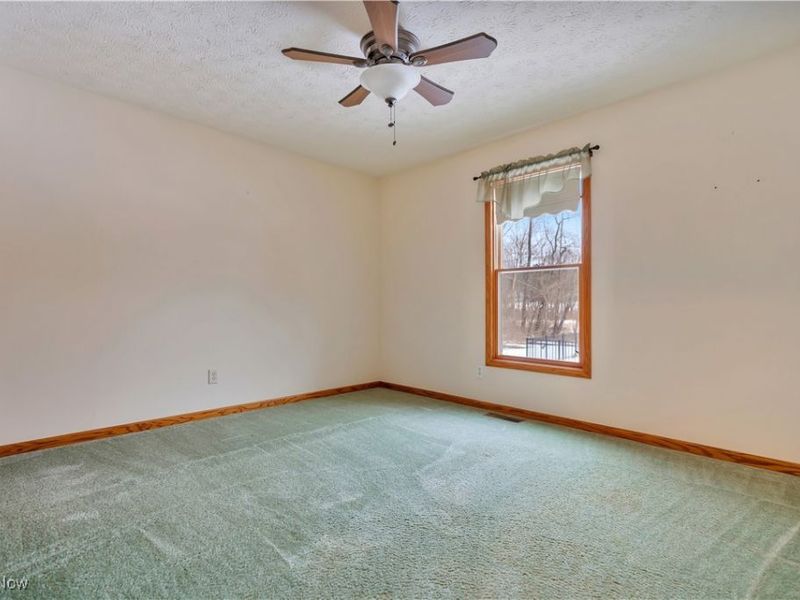 5813 Cleveland Massillon Road, Barberton, OH 44203 Photo 20