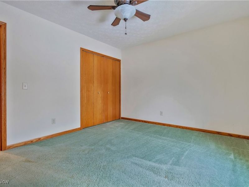 5813 Cleveland Massillon Road, Barberton, OH 44203 Photo 21