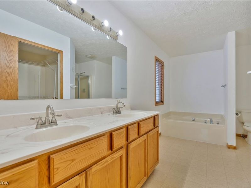 5813 Cleveland Massillon Road, Barberton, OH 44203 Photo 25