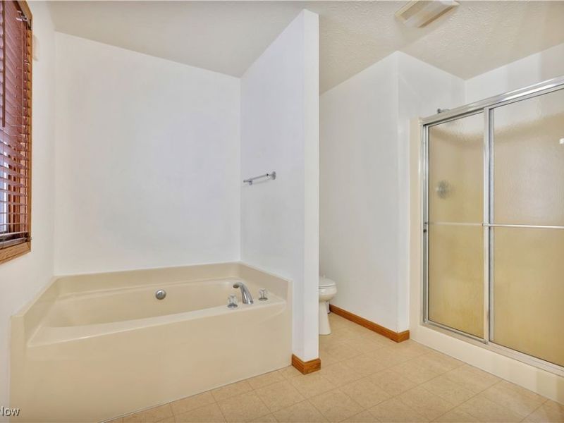 5813 Cleveland Massillon Road, Barberton, OH 44203 Photo 26