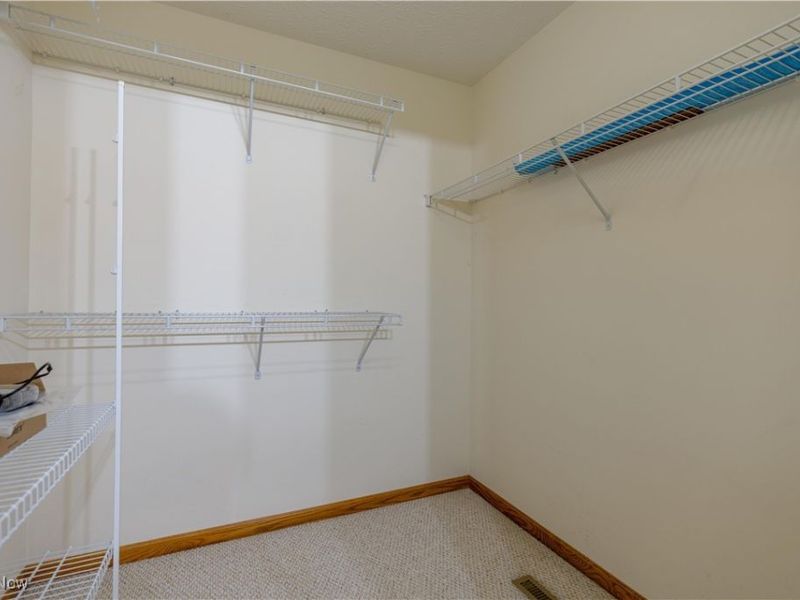 5813 Cleveland Massillon Road, Barberton, OH 44203 Photo 27