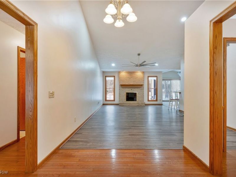 5813 Cleveland Massillon Road, Barberton, OH 44203 Photo 3