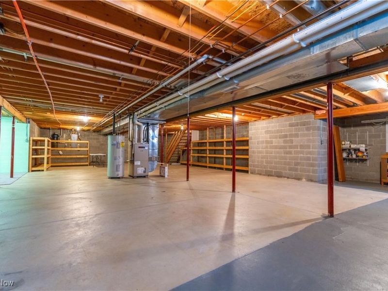 5813 Cleveland Massillon Road, Barberton, OH 44203 Photo 30