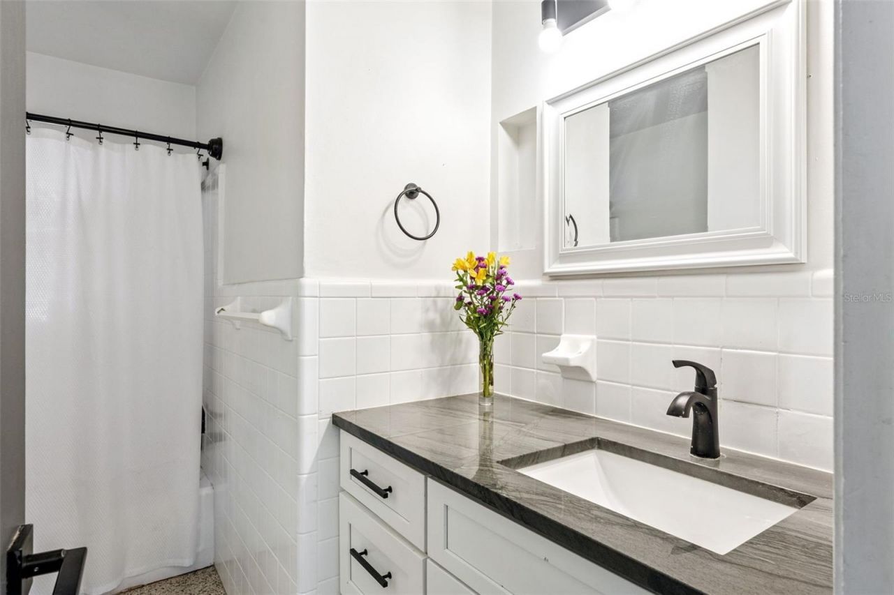 4532 Bradley Avenue, Orlando, FL 32839 Photo