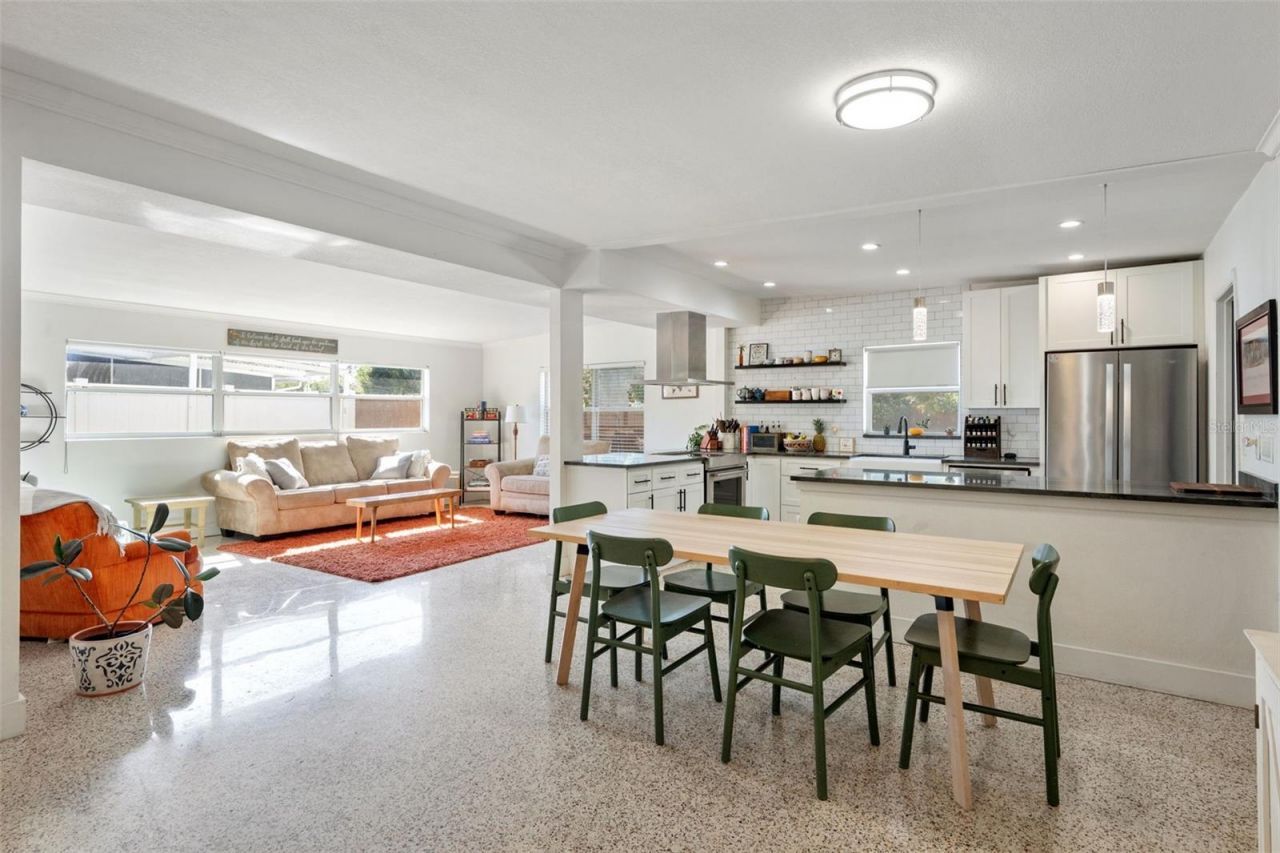 4532 Bradley Avenue, Orlando, FL 32839 Photo