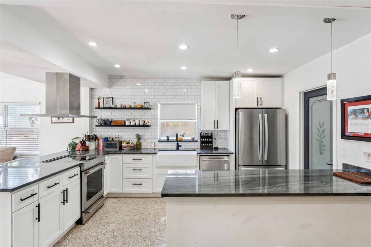 4532 Bradley Avenue, Orlando, FL 32839 Photo