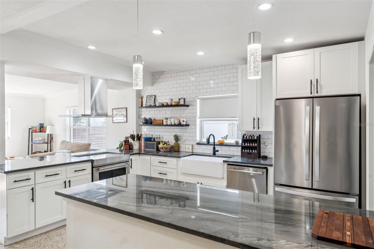 4532 Bradley Avenue, Orlando, FL 32839 Photo