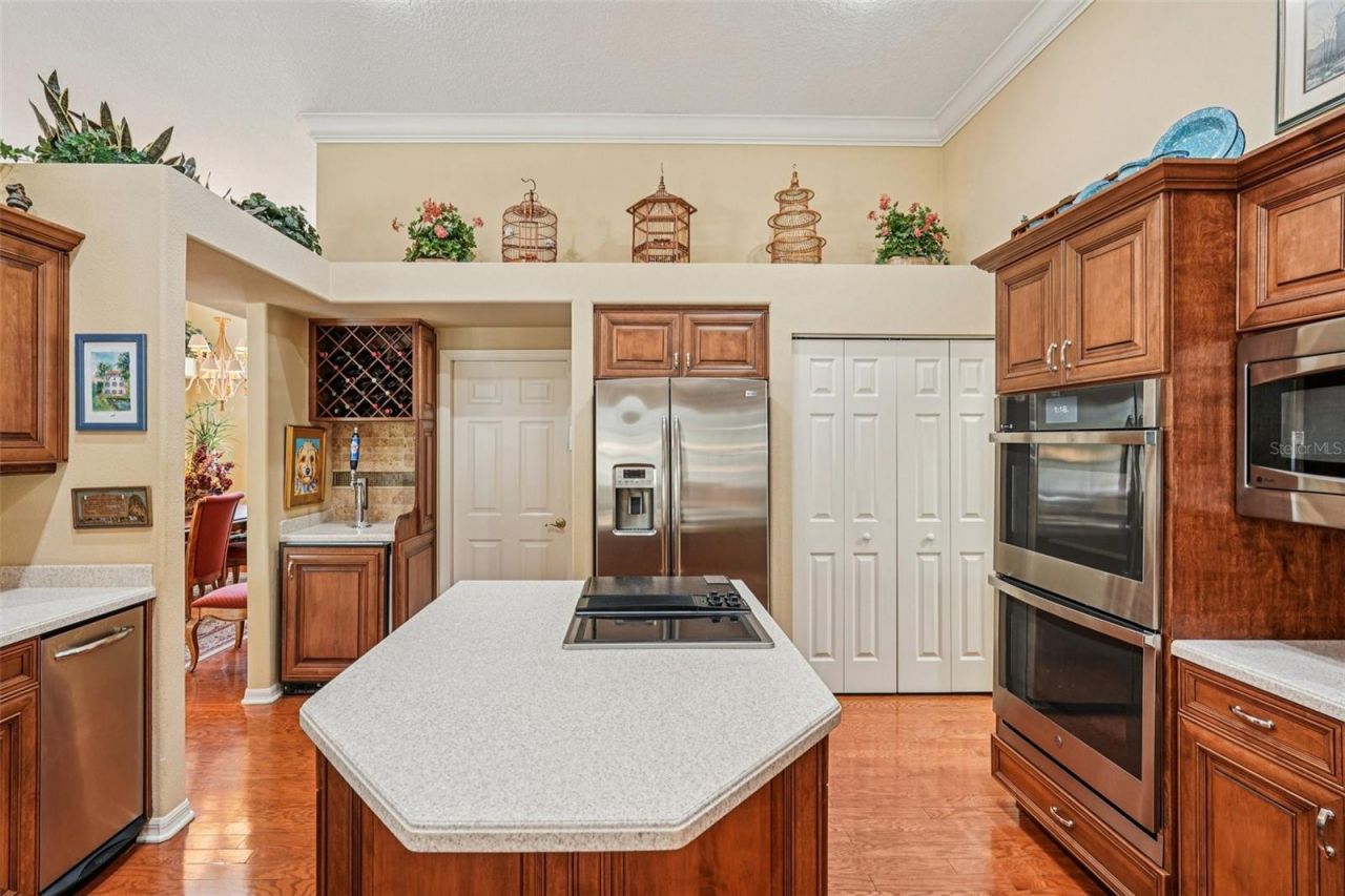 417 Huntridge Drive, Venice, FL 34292 Photo