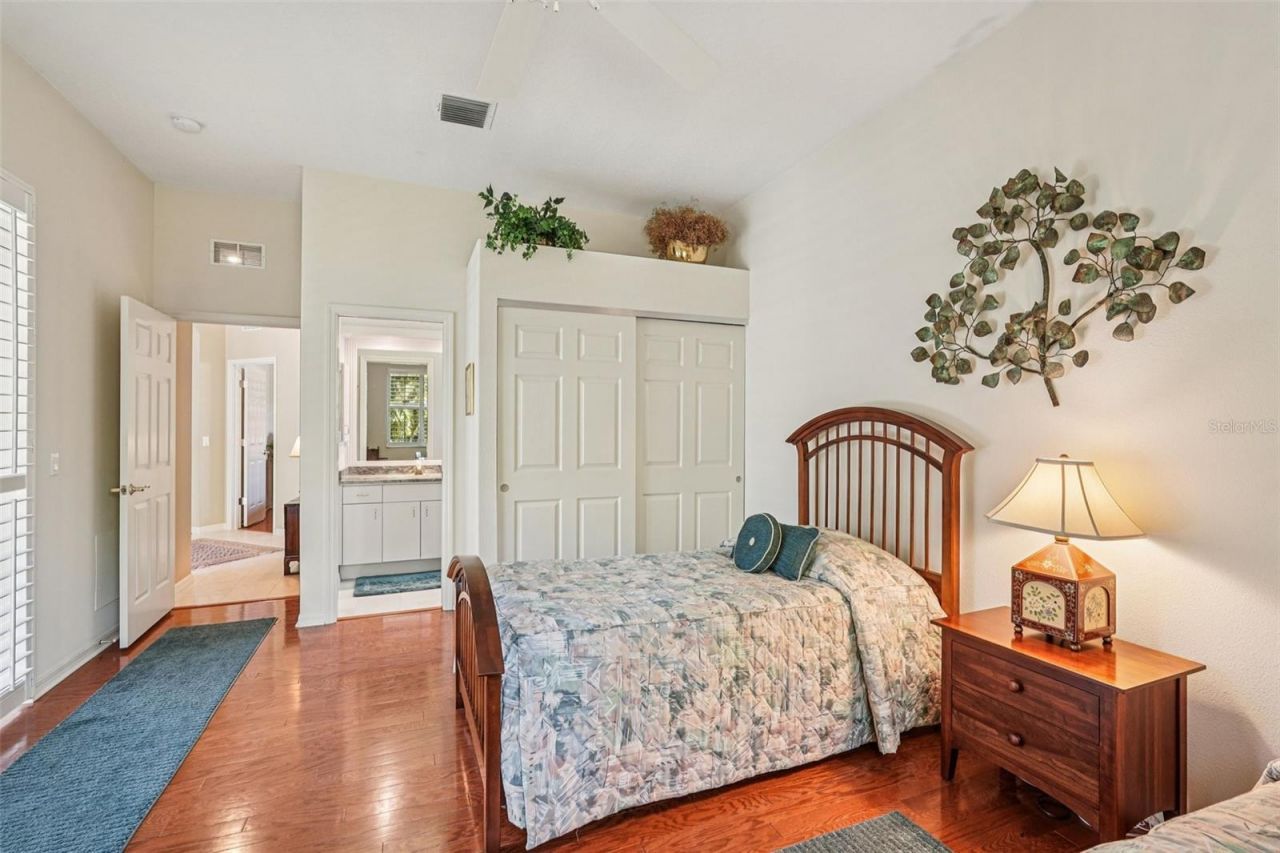 417 Huntridge Drive, Venice, FL 34292 Photo