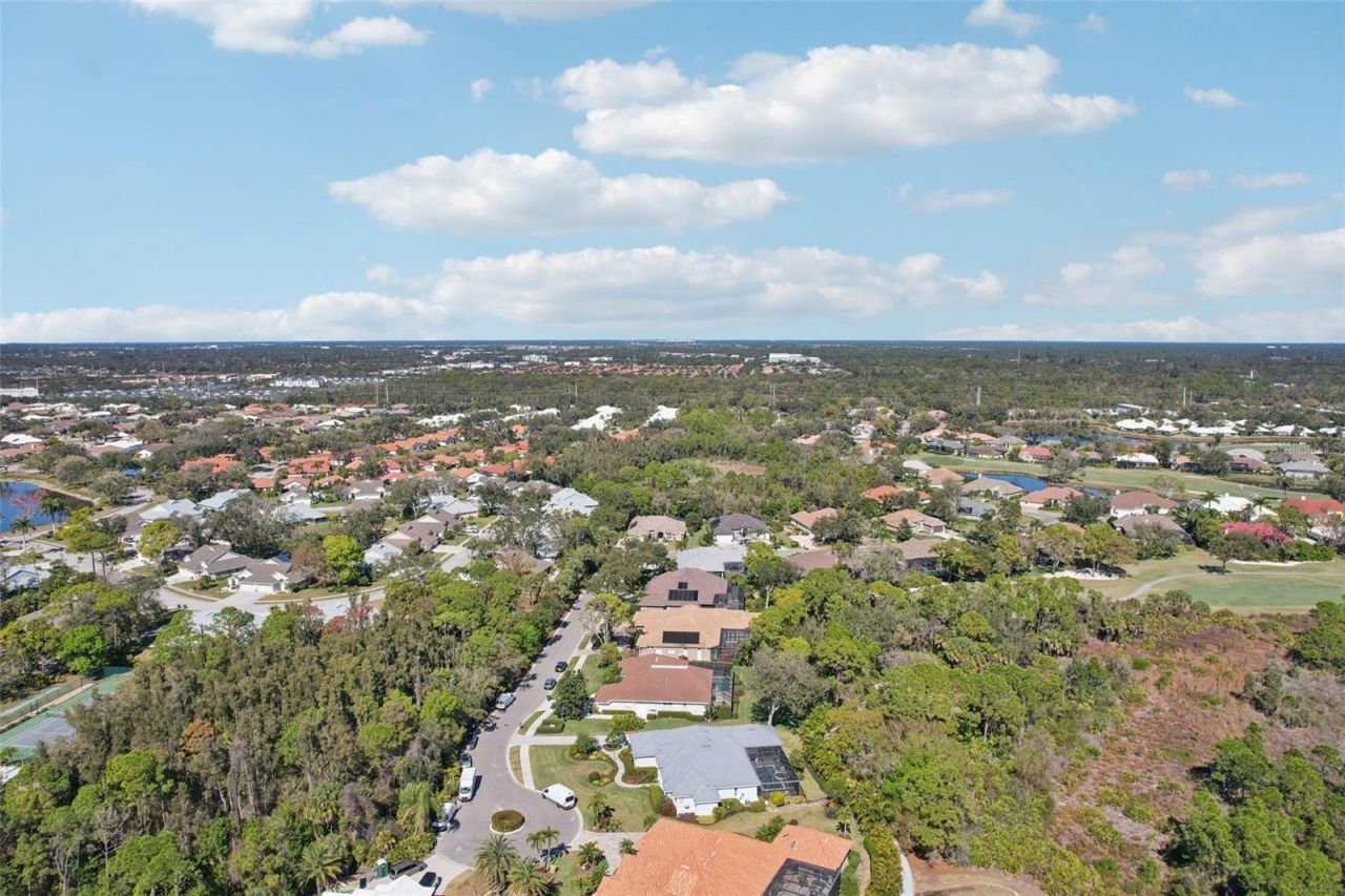 417 Huntridge Drive, Venice, FL 34292 Photo