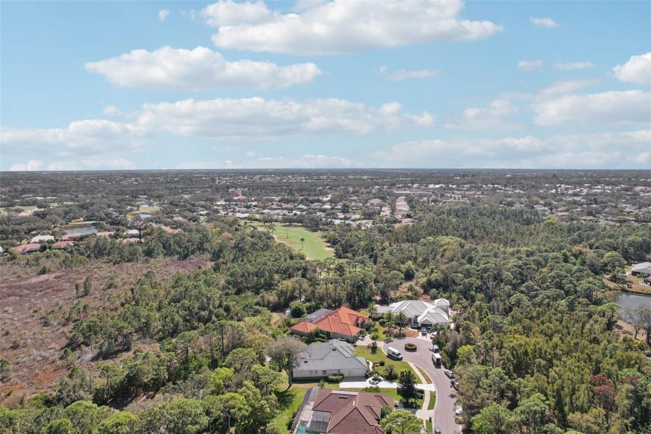 417 Huntridge Drive, Venice, FL 34292 Photo