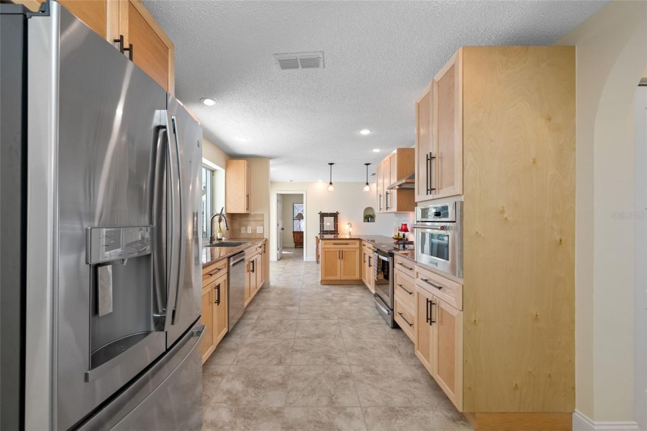 4372 46th Avenue S, Saint Petersburg, FL 33711 Photo