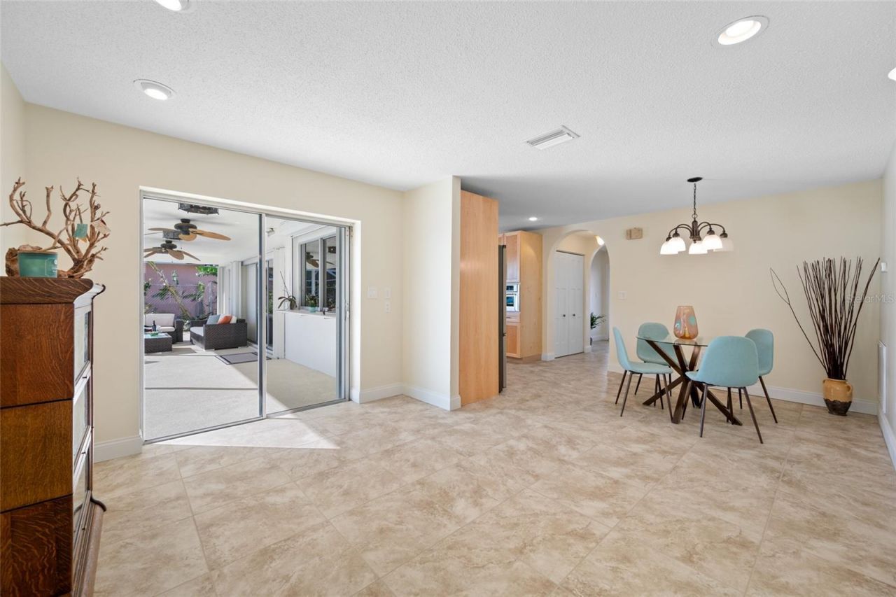 4372 46th Avenue S, Saint Petersburg, FL 33711 Photo