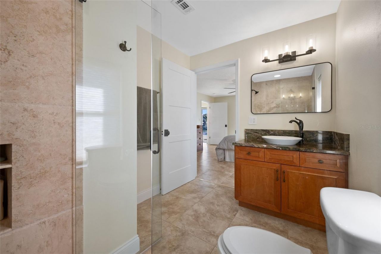 4372 46th Avenue S, Saint Petersburg, FL 33711 Photo