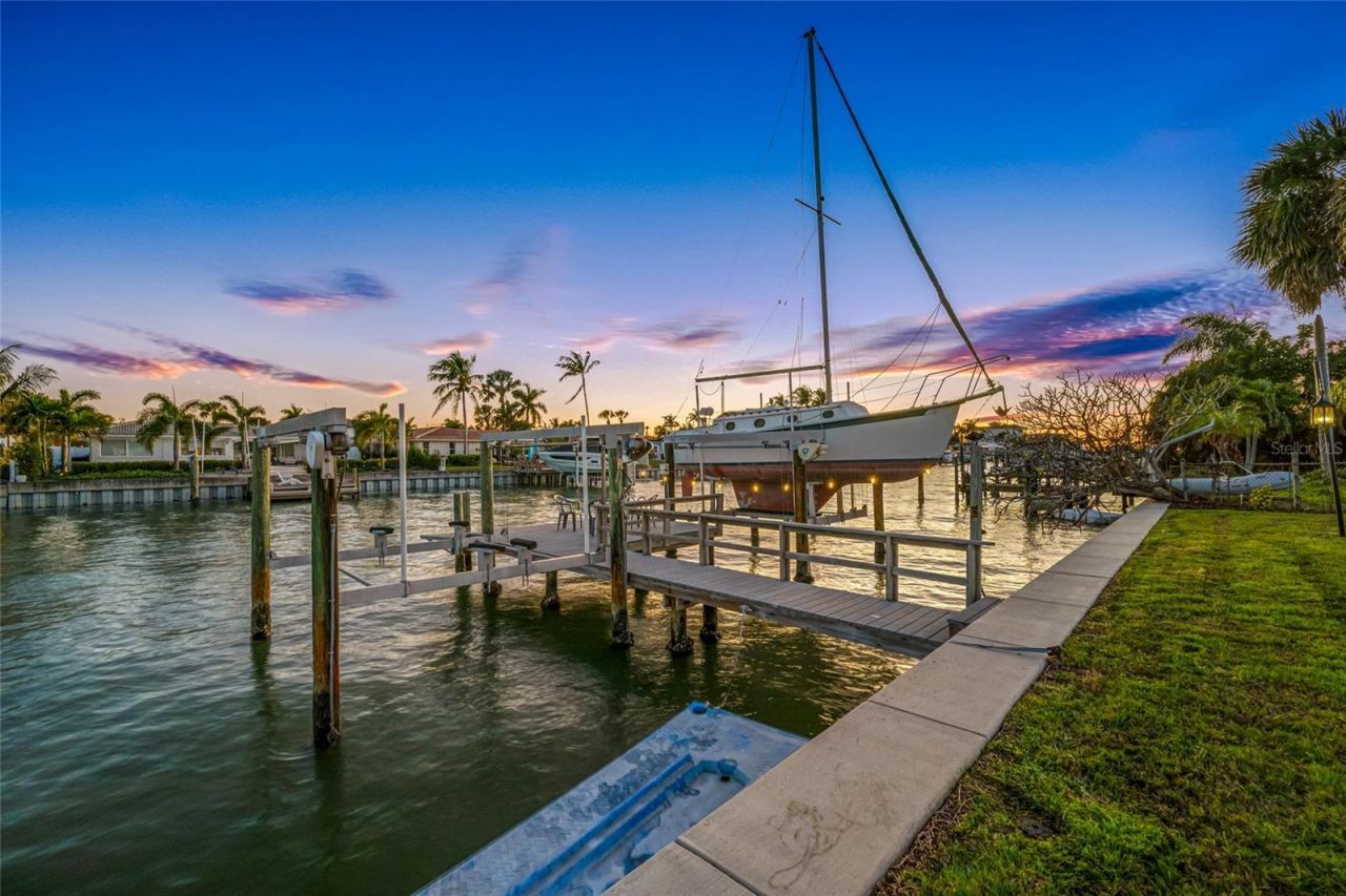 4372 46th Avenue S, Saint Petersburg, FL 33711 Photo