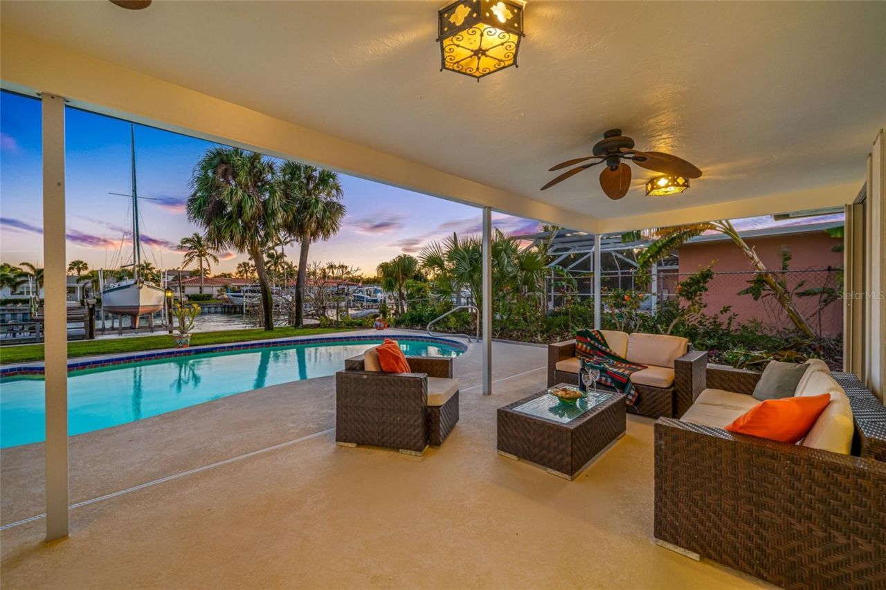 4372 46th Avenue S, Saint Petersburg, FL 33711 Photo