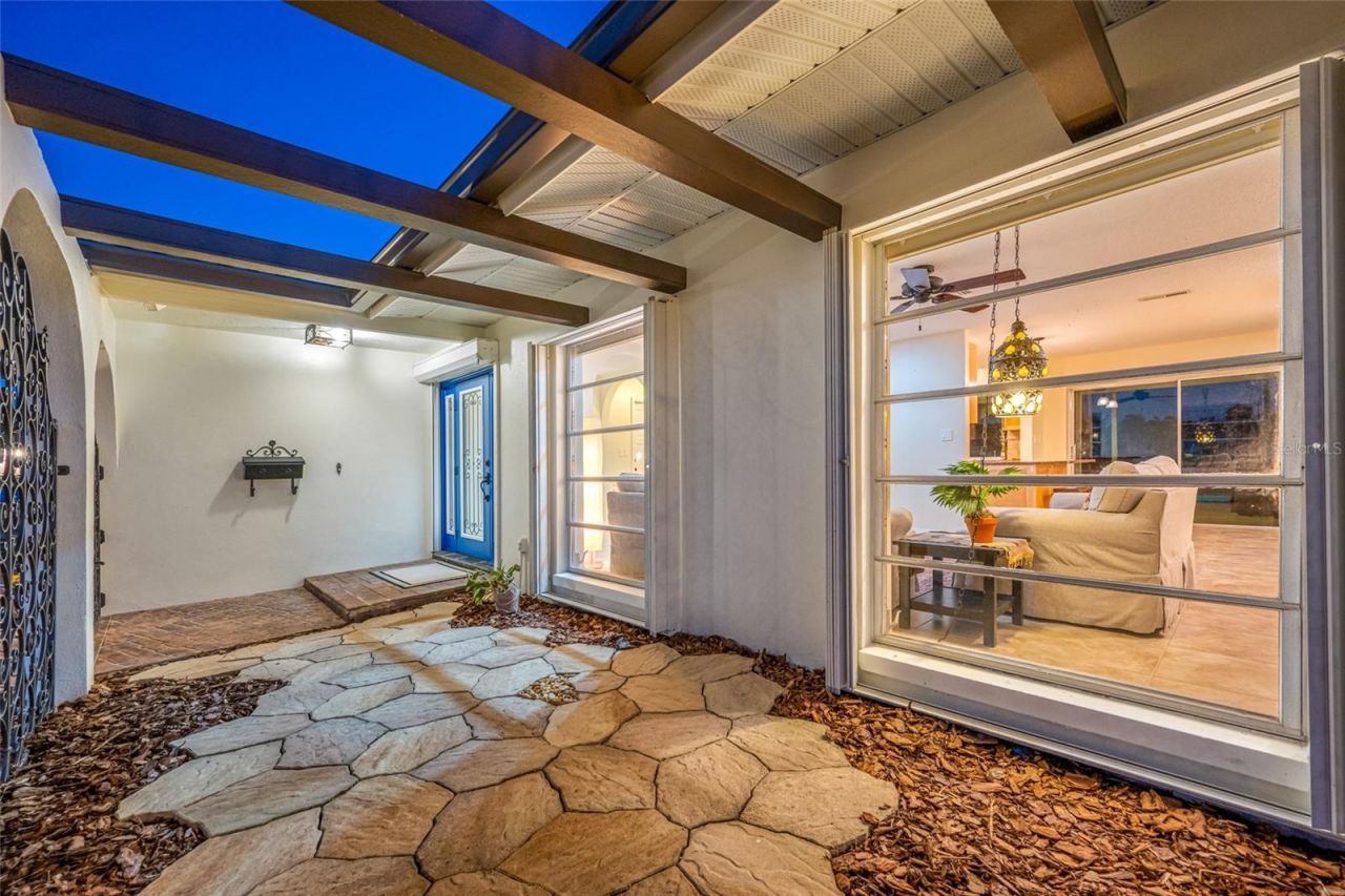 4372 46th Avenue S, Saint Petersburg, FL 33711 Photo