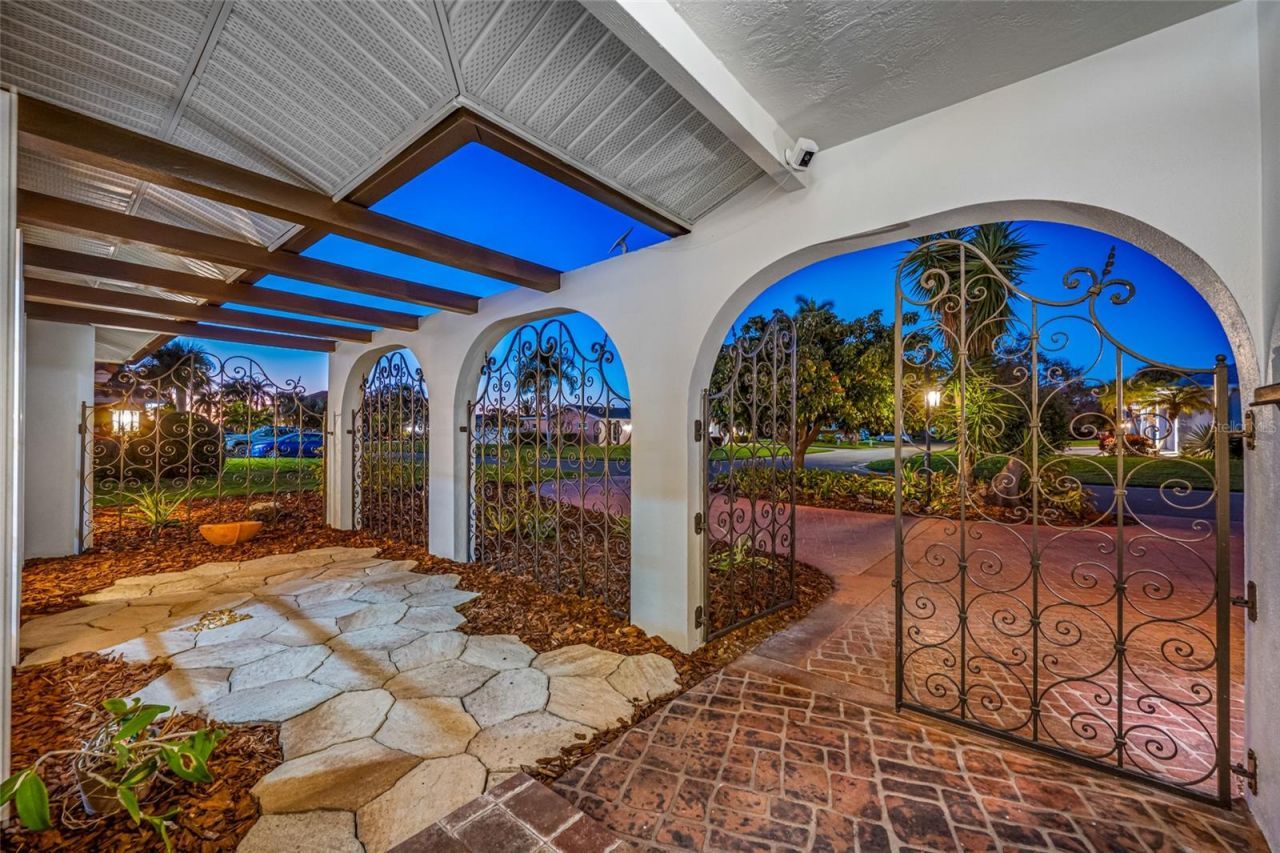 4372 46th Avenue S, Saint Petersburg, FL 33711 Photo