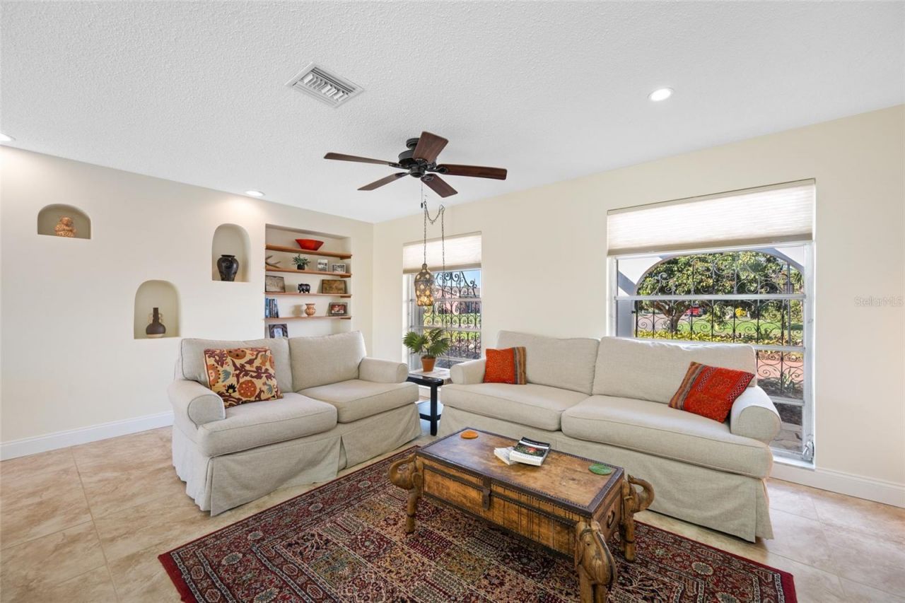 4372 46th Avenue S, Saint Petersburg, FL 33711 Photo