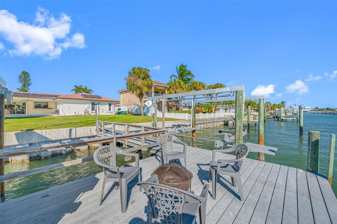 4372 46th Avenue S, Saint Petersburg, FL 33711 Photo