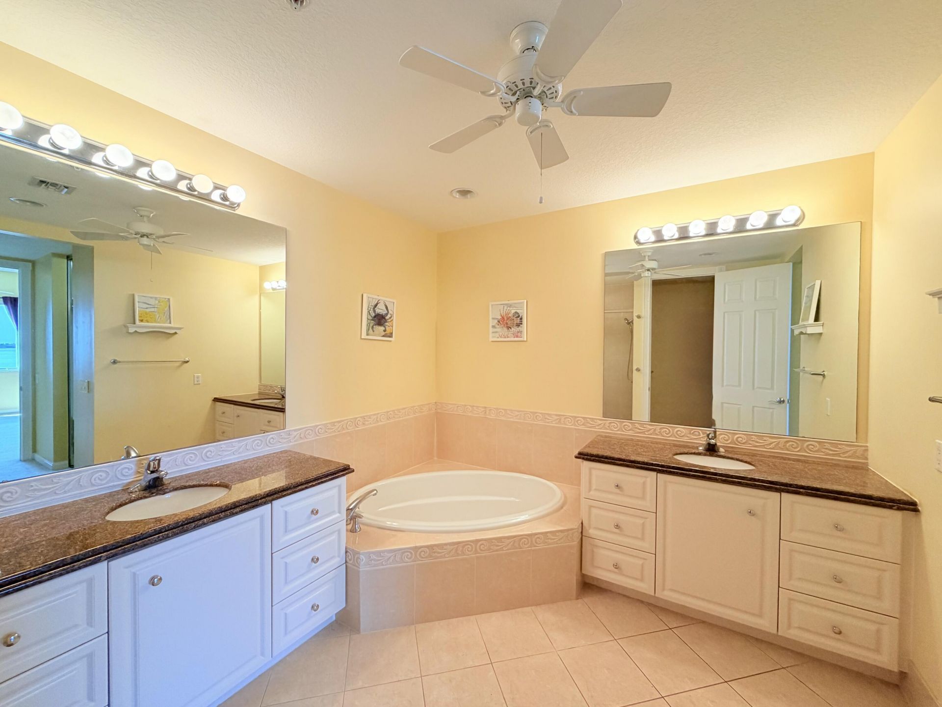 29 Harbour Isle Drive W, Unit Ph01, Hutchinson Island, FL 34949 Photo