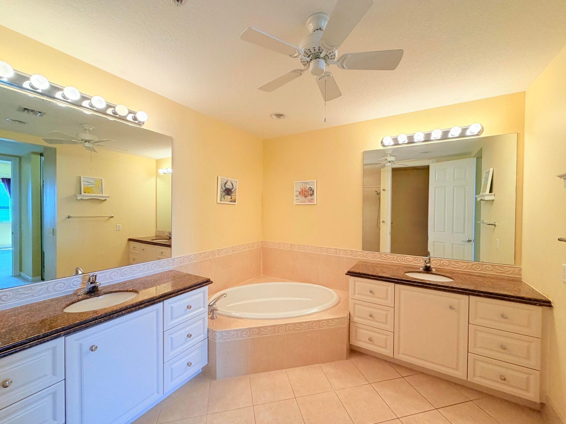 29 Harbour Isle Drive W, Unit Ph01, Hutchinson Island, FL 34949 Photo