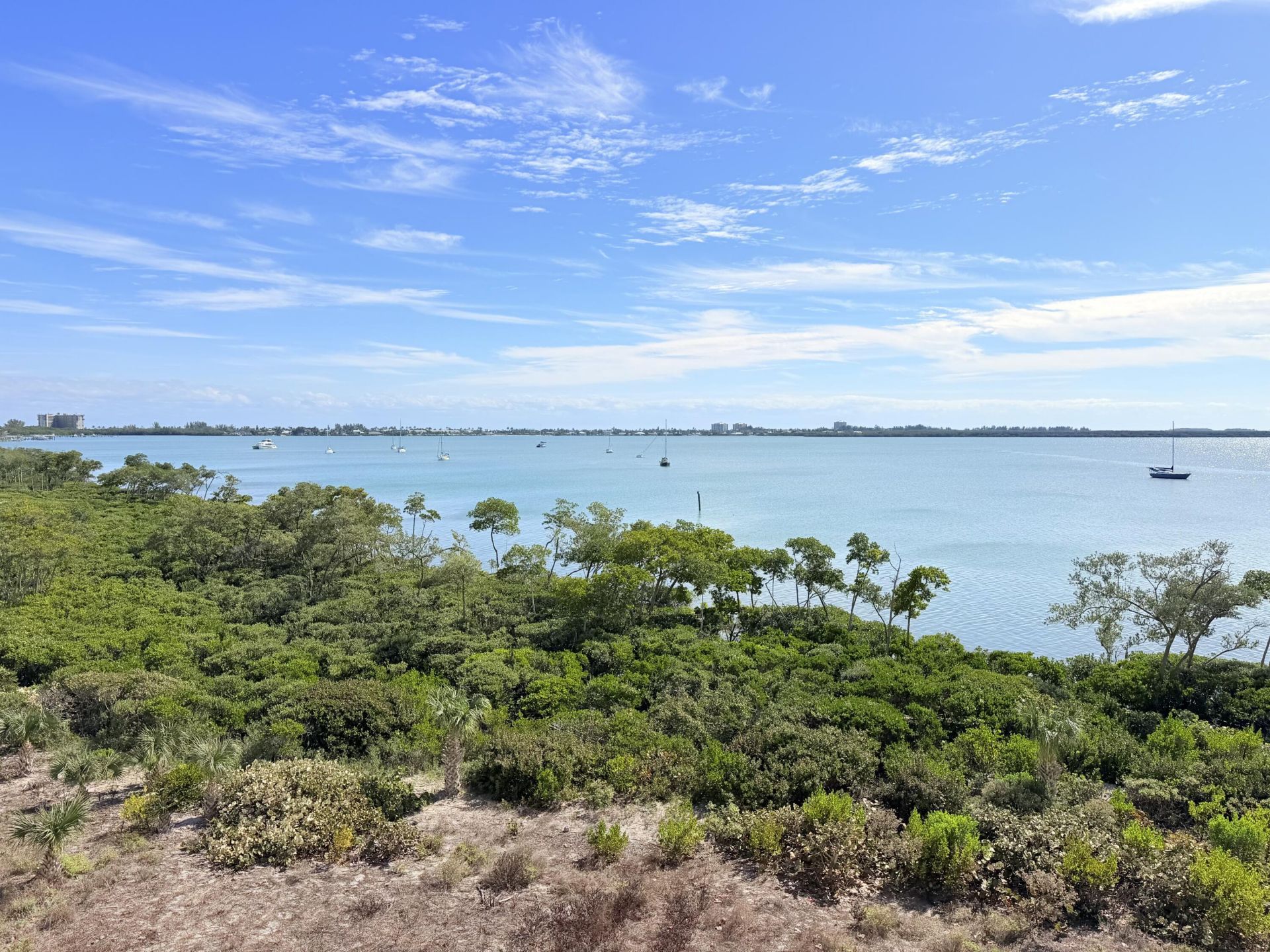 29 Harbour Isle Drive W, Unit Ph01, Hutchinson Island, FL 34949 Photo