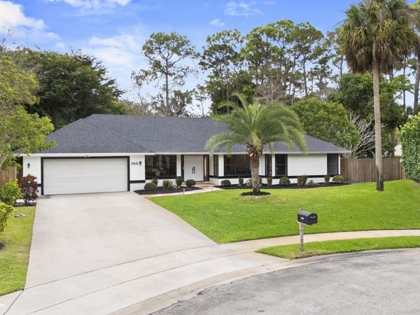 150 Sandy Pine Court, Wellington, FL 33414
