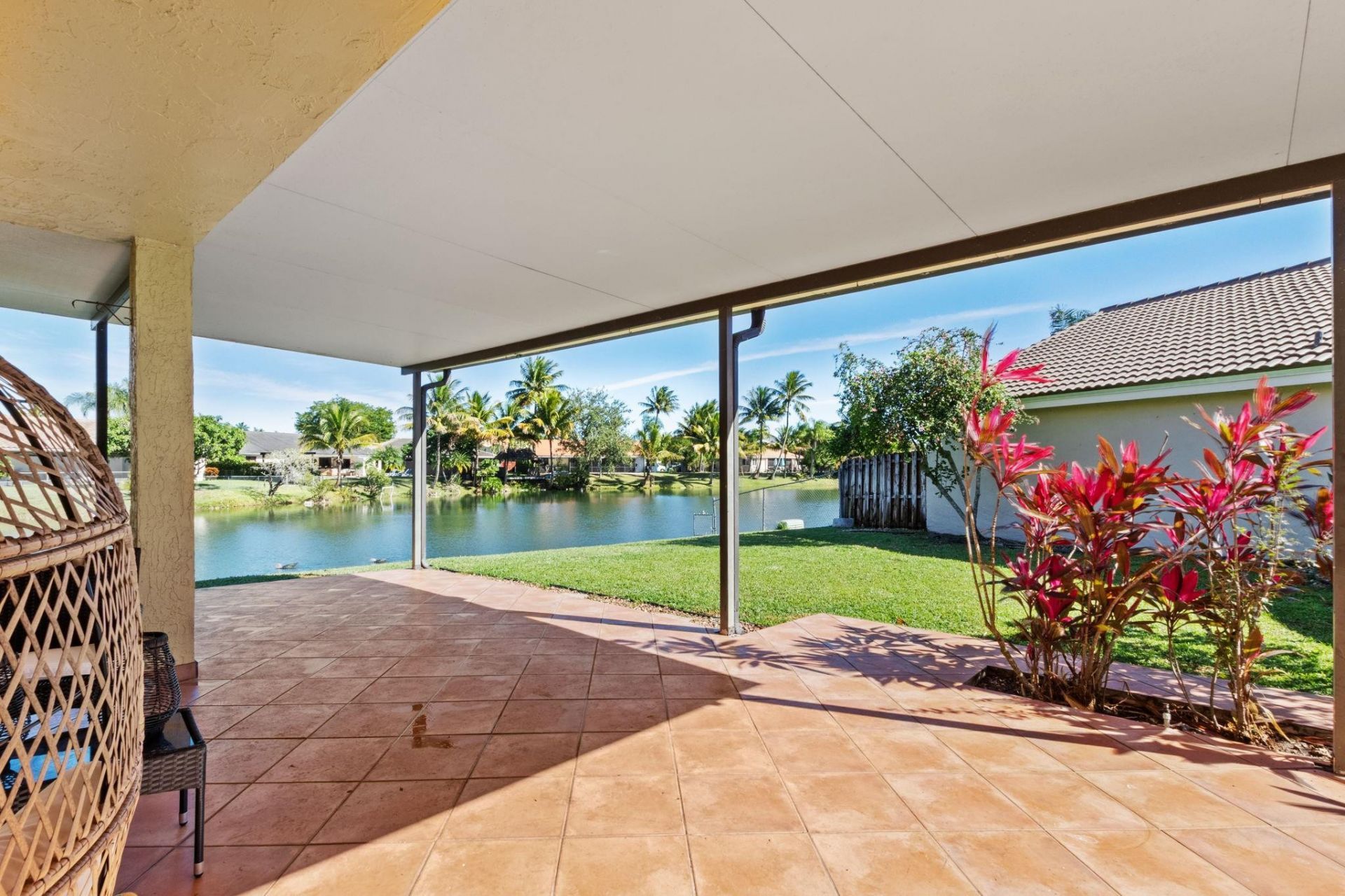 15141 Brighton Ln, Davie, FL 33331 Photo