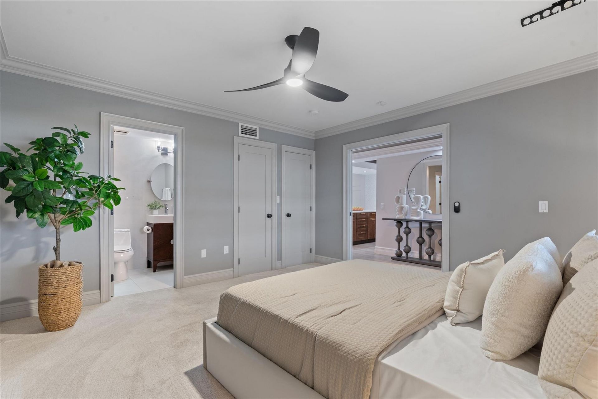 3100 NE 48th St, Unit 304, Fort Lauderdale, FL 33308 Photo