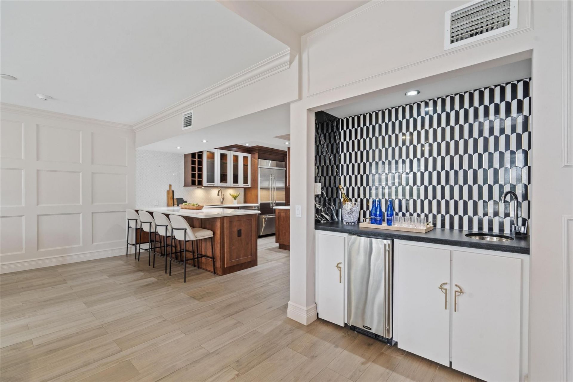 3100 NE 48th St, Unit 304, Fort Lauderdale, FL 33308 Photo