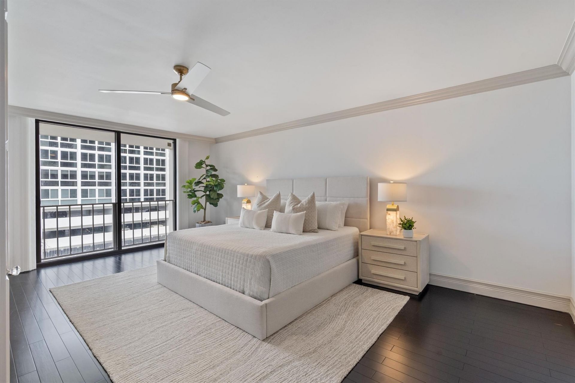 3100 NE 48th St, Unit 304, Fort Lauderdale, FL 33308 Photo