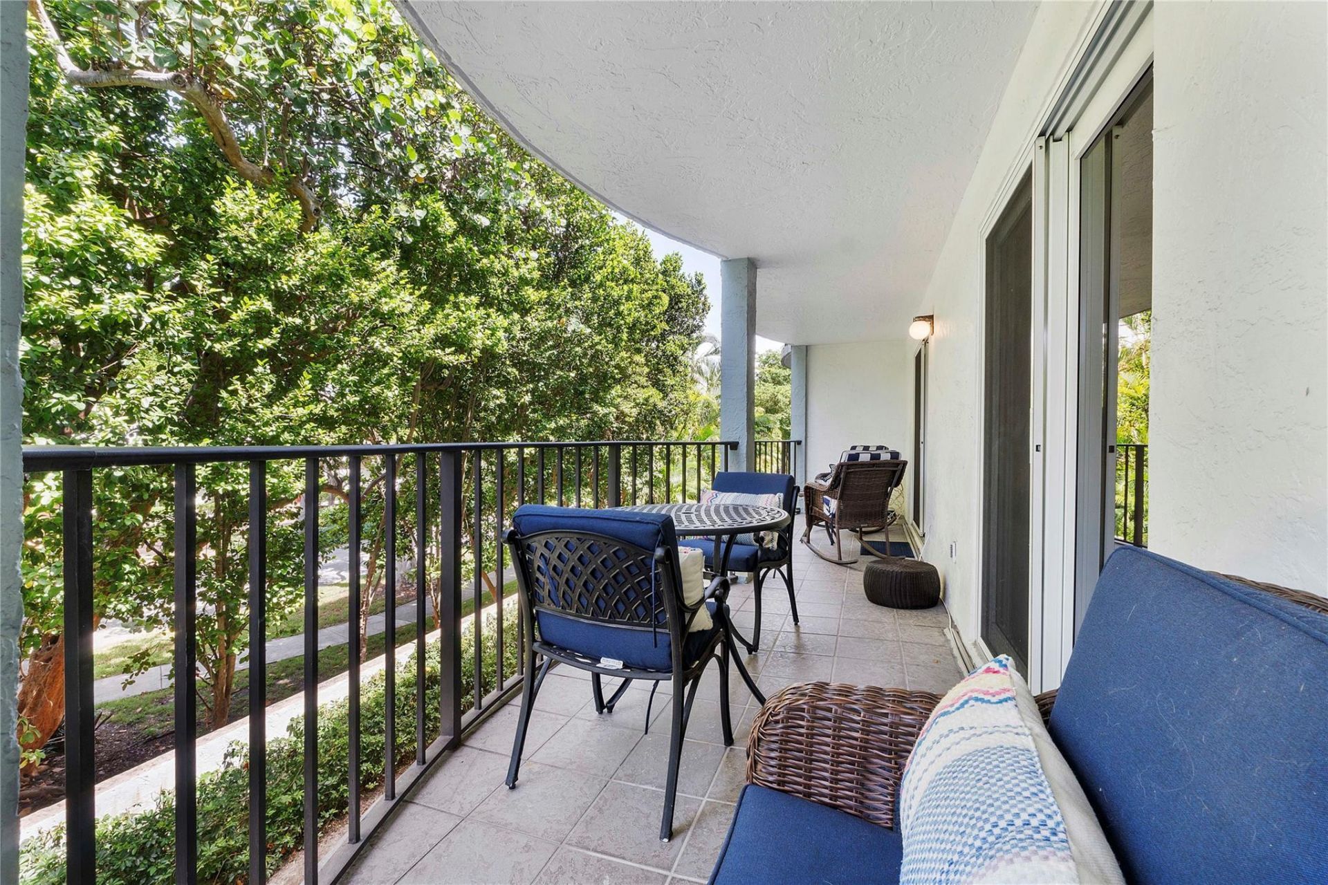 3909 N Ocean Boulevard, Unit 206, Fort Lauderdale, FL 33308 Photo