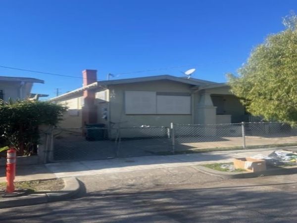 6921 6921 Morken St, Oakland, CA 94621