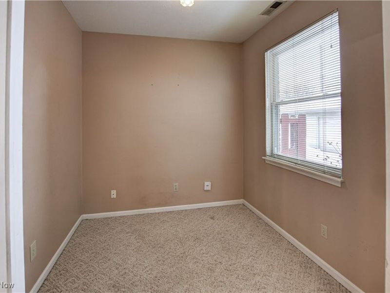 7473 Pearl Road, Middleburg Heights, OH 44130 Photo 11