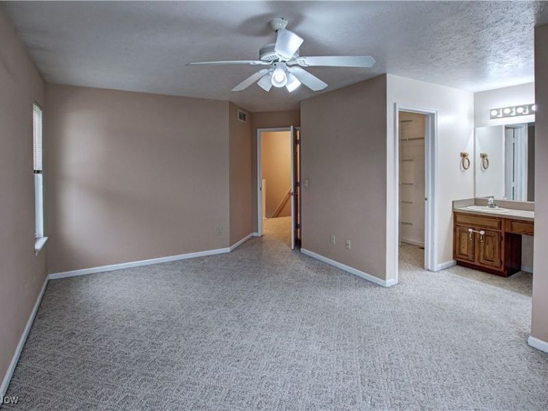 7473 Pearl Road, Middleburg Heights, OH 44130 Photo 16